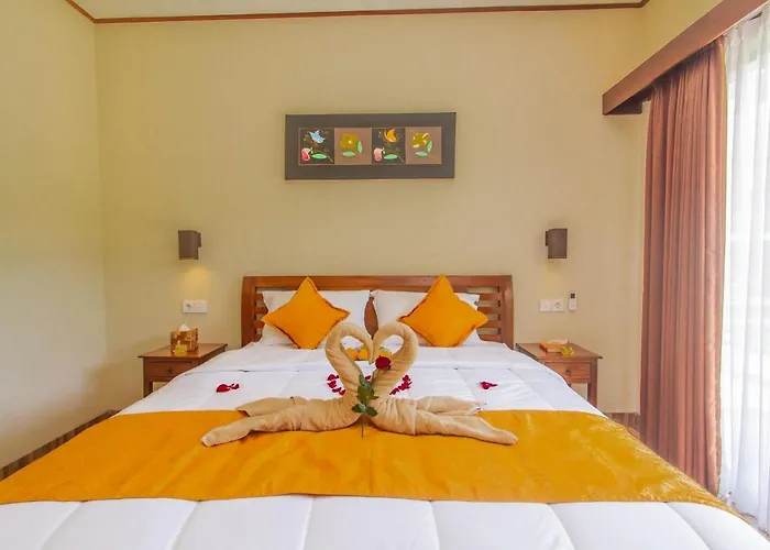فندق Mailaku House 3*