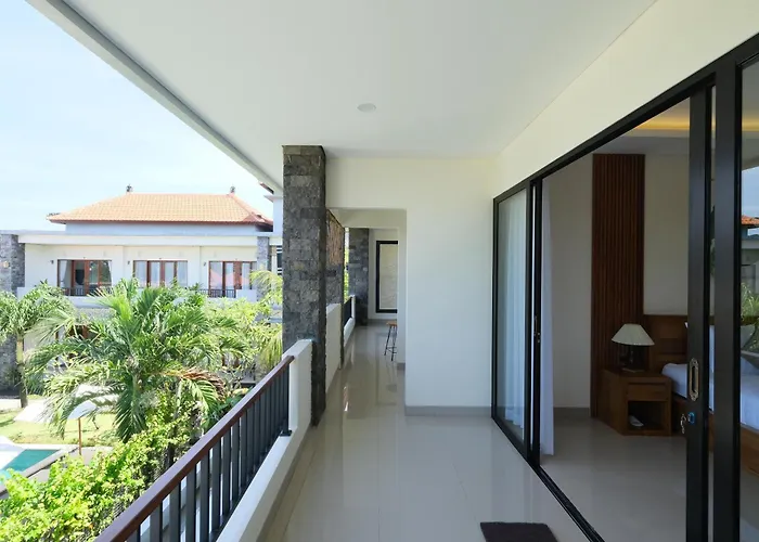 Hotel Mailaku House 3*